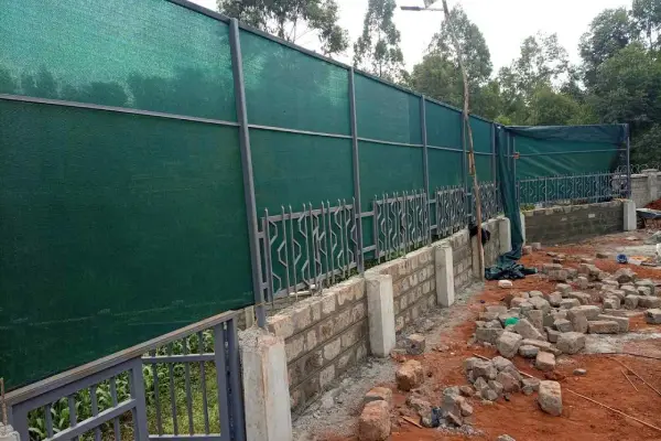 Screen Privacy Fence LP