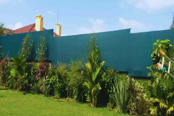 Screen Privacy Fence LP