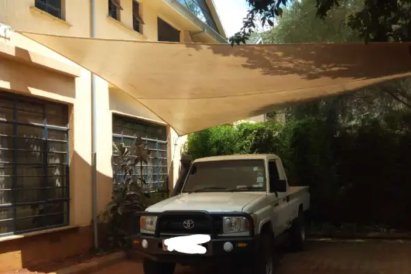 Shade sails LP